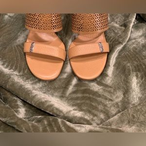 BRIGHTON Natural Ramone Slip On. Size 7.5 M, Wedge, 3 1/4” heel.